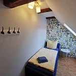 Gräfe - 3-seiten Hof Mit Großem Garten, Pool&sauna Apartment *