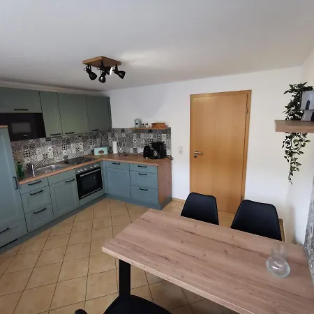 Gräfe - 3-seiten Hof Mit Großem Garten, Pool&sauna * Meißen