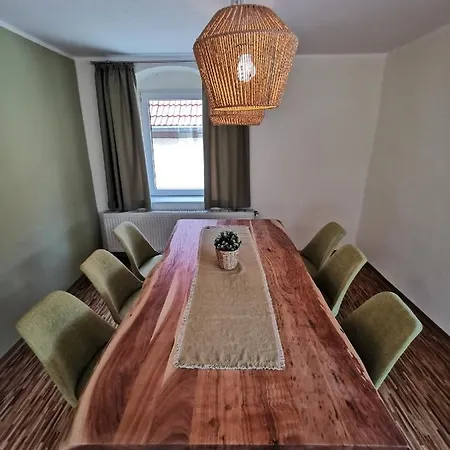 Gräfe - 3-seiten Hof Mit Großem Garten, Pool&sauna Meißen