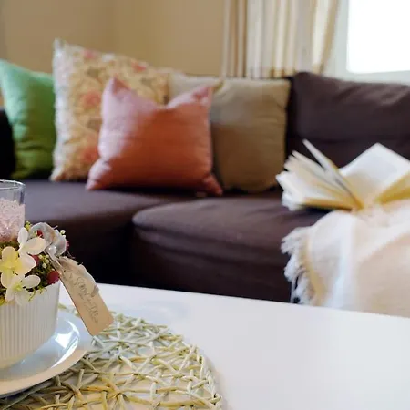 Apartment Gräfe - 3-seiten Hof Mit Großem Garten, Pool&sauna