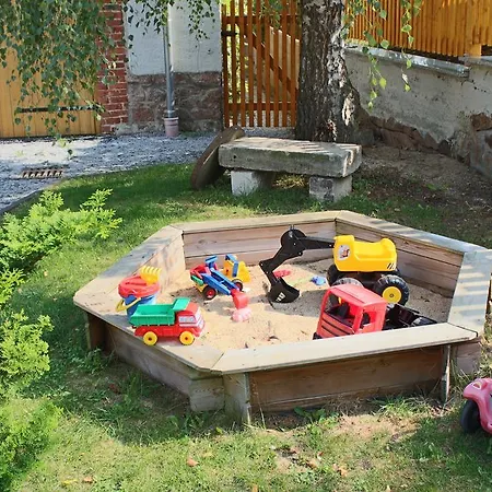 Graefe - 3-seiten Hof Mit Grossem Garten, Pool & Sauna *