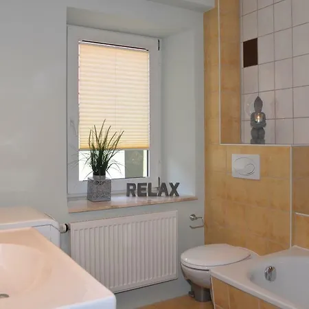 Apartment Gräfe - 3-seiten Hof Mit Großem Garten, Pool&sauna