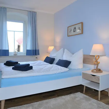 Apartment Gräfe - 3-seiten Hof Mit Großem Garten, Pool&sauna