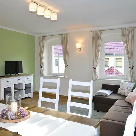 Gräfe - 3-seiten Hof Mit Großem Garten, Pool&sauna *