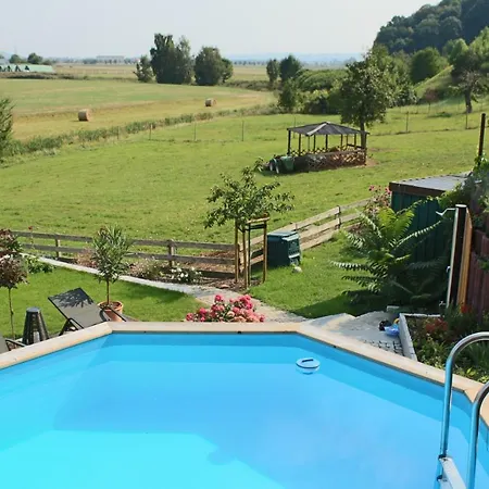 Apartment Gräfe - 3-seiten Hof Mit Großem Garten, Pool&sauna