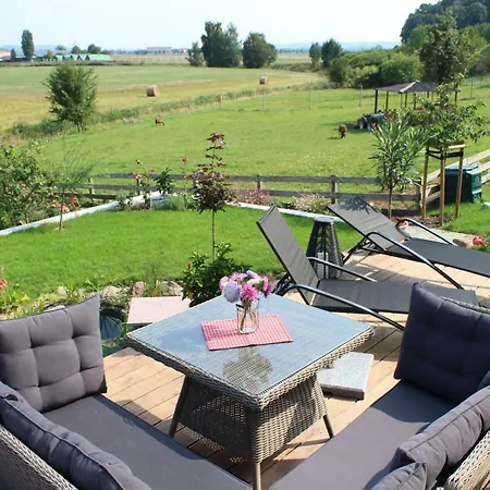 Apartment Ferienhof Graefe - 3-Seiten Hof Mit Grossem Garten, Pool & Sauna