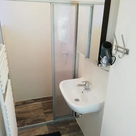 Graefe - 3-seiten Hof Mit Grossem Garten, Pool & Sauna *