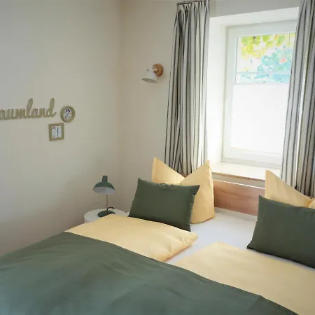 Graefe - 3-seiten Hof Mit Grossem Garten, Pool & Sauna