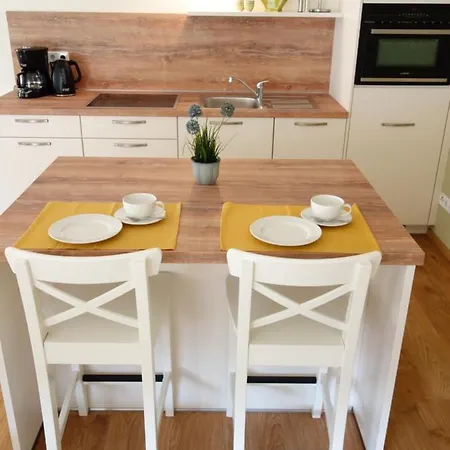 Graefe - 3-seiten Hof Mit Grossem Garten, Pool & Sauna *