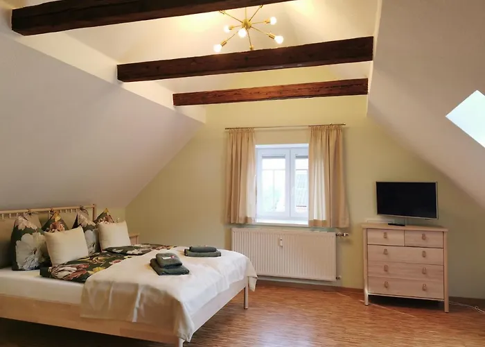 Appartement Graefe - 3-seiten Hof Mit Grossem Garten, Pool & Sauna