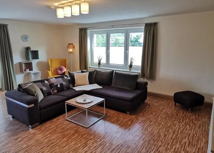 Graefe - 3-seiten Hof Mit Grossem Garten, Pool & Sauna Appartement Meißen