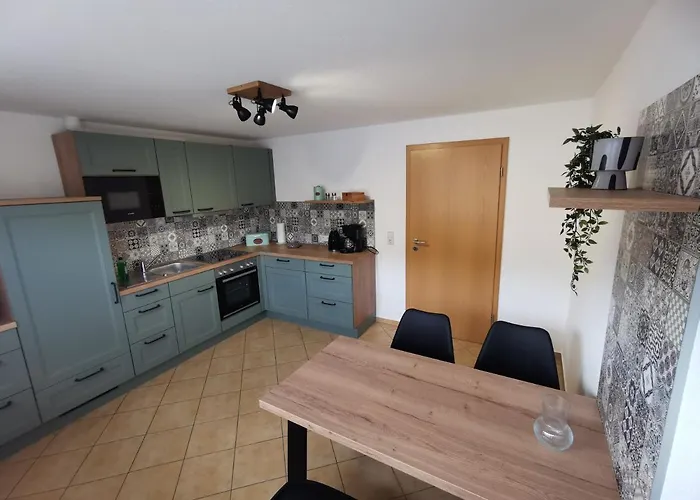 Graefe - 3-seiten Hof Mit Grossem Garten, Pool & Sauna * Meißen