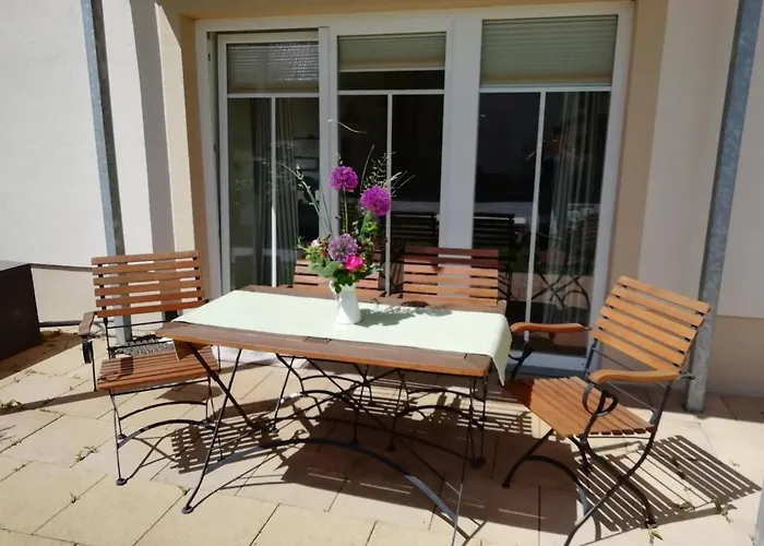 Appartement Graefe - 3-seiten Hof Mit Grossem Garten, Pool & Sauna