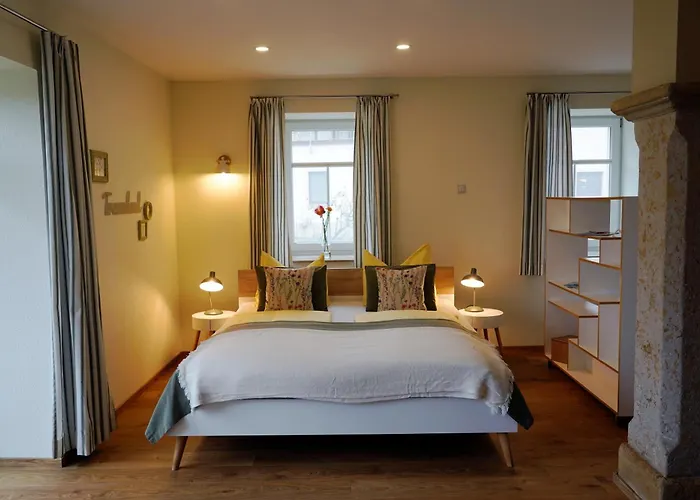 Appartement Graefe - 3-seiten Hof Mit Grossem Garten, Pool & Sauna