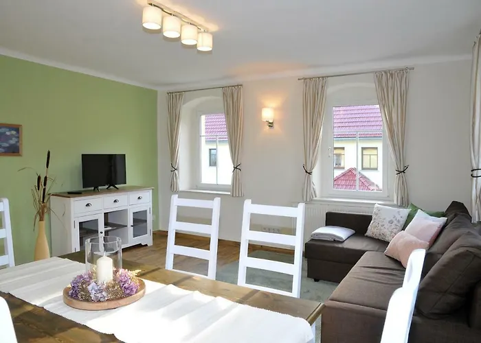 Graefe - 3-seiten Hof Mit Grossem Garten, Pool & Sauna *