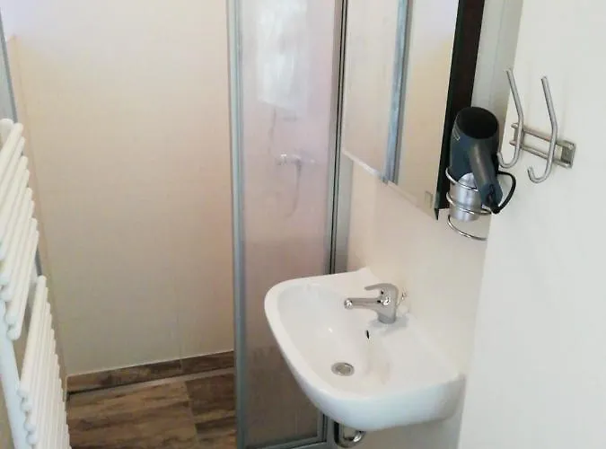 Graefe - 3-seiten Hof Mit Grossem Garten, Pool & Sauna *