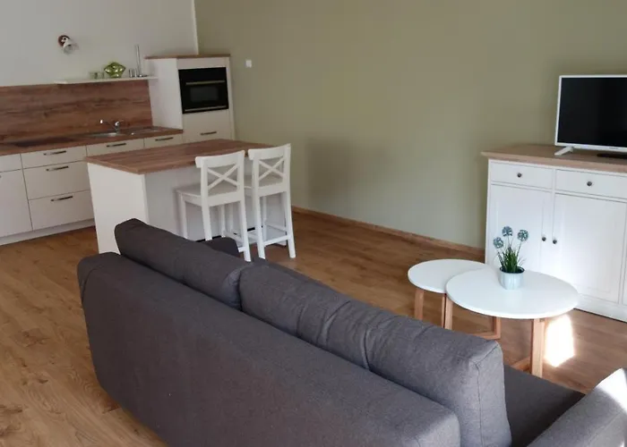 Appartement Graefe - 3-seiten Hof Mit Grossem Garten, Pool & Sauna *