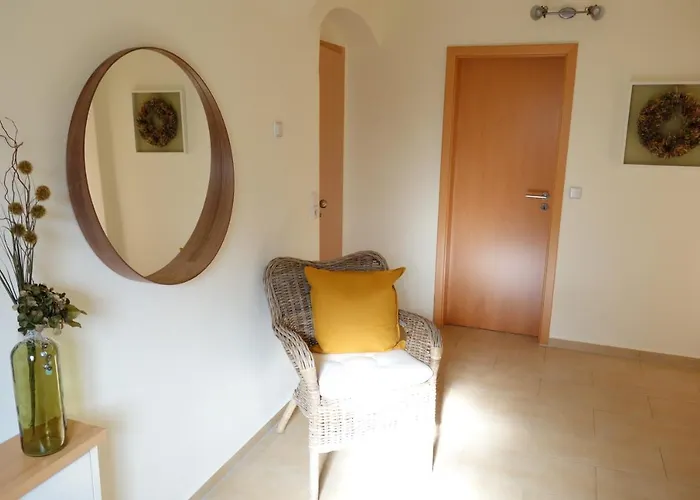 Appartement Graefe - 3-seiten Hof Mit Grossem Garten, Pool & Sauna